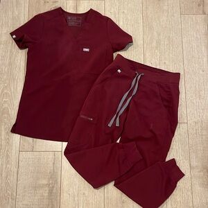 FIGS XXS burgundy set with jogger pants (petite pant length)